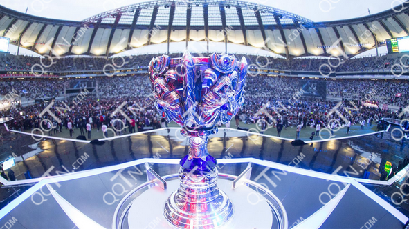 Nongshim RedForce released a birthday picture for support player Lehends ： Happy birthday to Lehends !